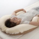 腰痛やイビキにも効く。抱き枕が睡眠に最高のアイテム？？