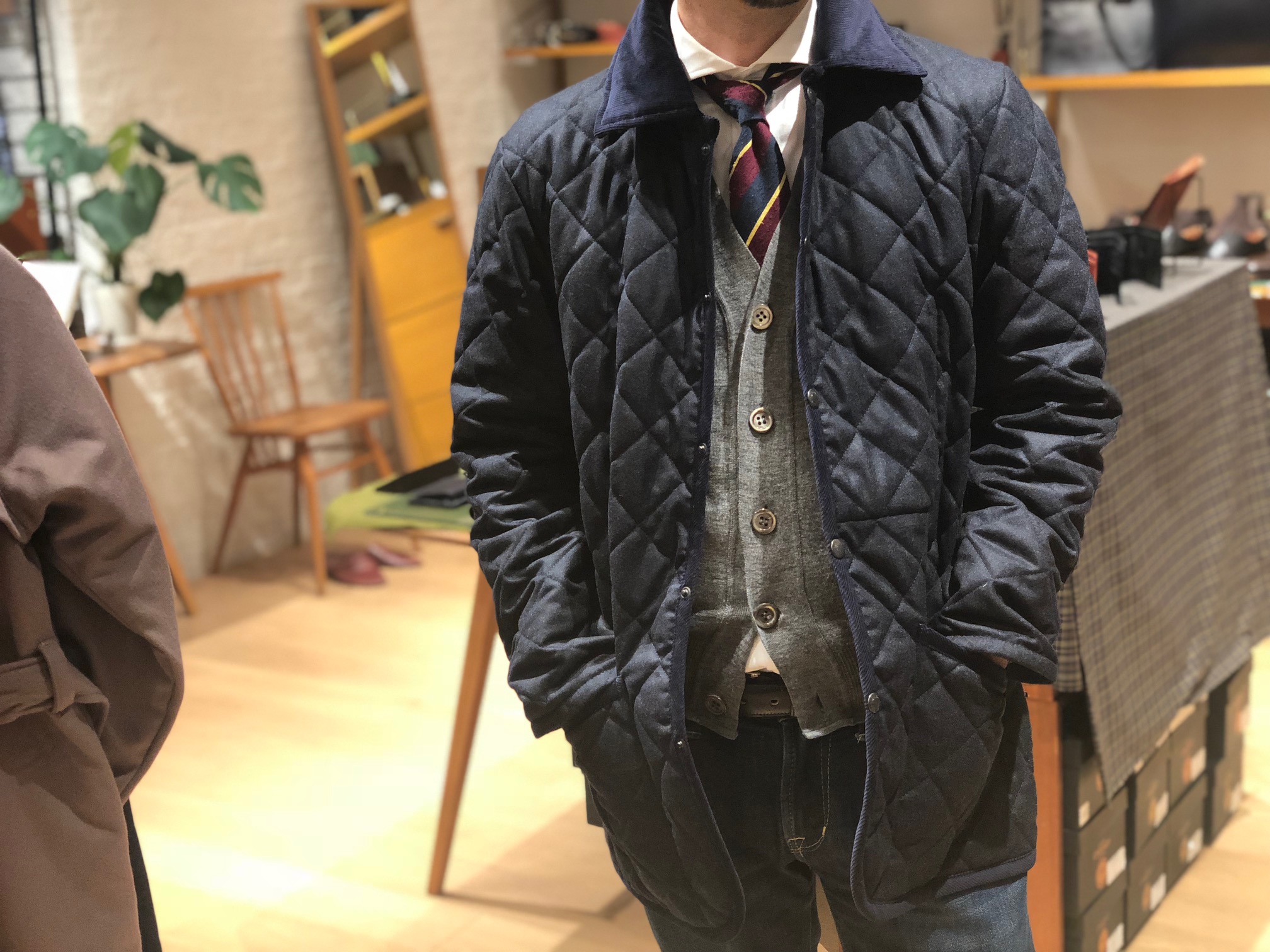 【レディース・メンズ】スーツに合わせるキルティングコートはこのブランドがおすすめ！キルティングコートとは | KURASHI LABO