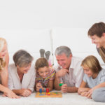 【人気５選】家で友達と家族と楽しめるボードゲーム。休日に最適！